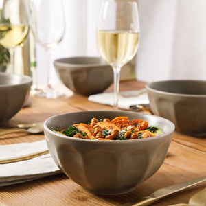 Yuelu Bloom - 4-Piece 6.4 Inch Cereal Bowl Set - Scallop-Embossed Stoneware