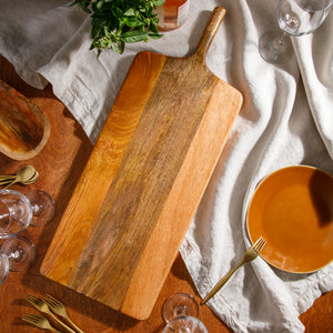 Rectangular Charcuterie Board with Handle - Mango Wood