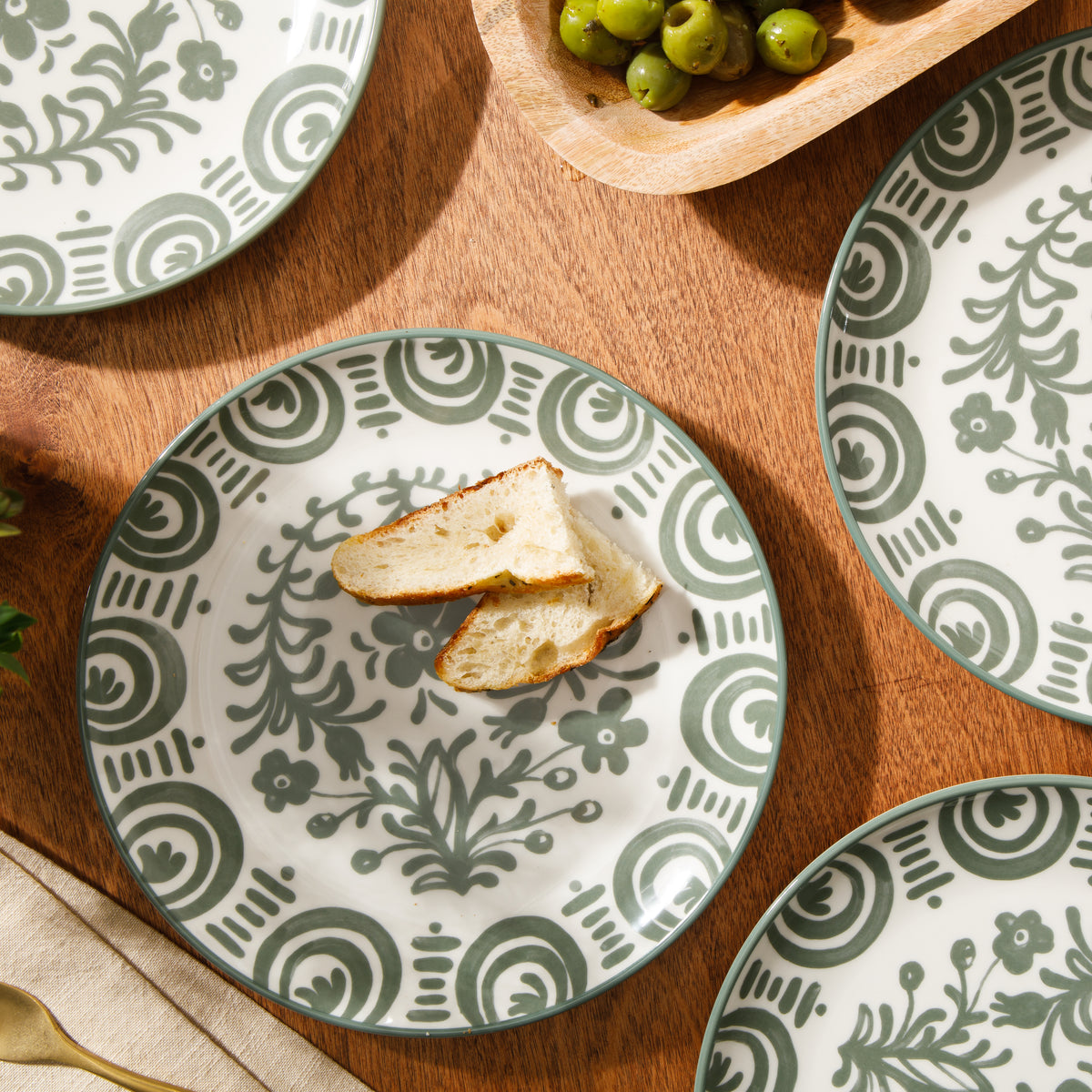 4-Piece 8.75 Inch Salad Plate Set - Stoneware - Valencia Flor - Fern Green