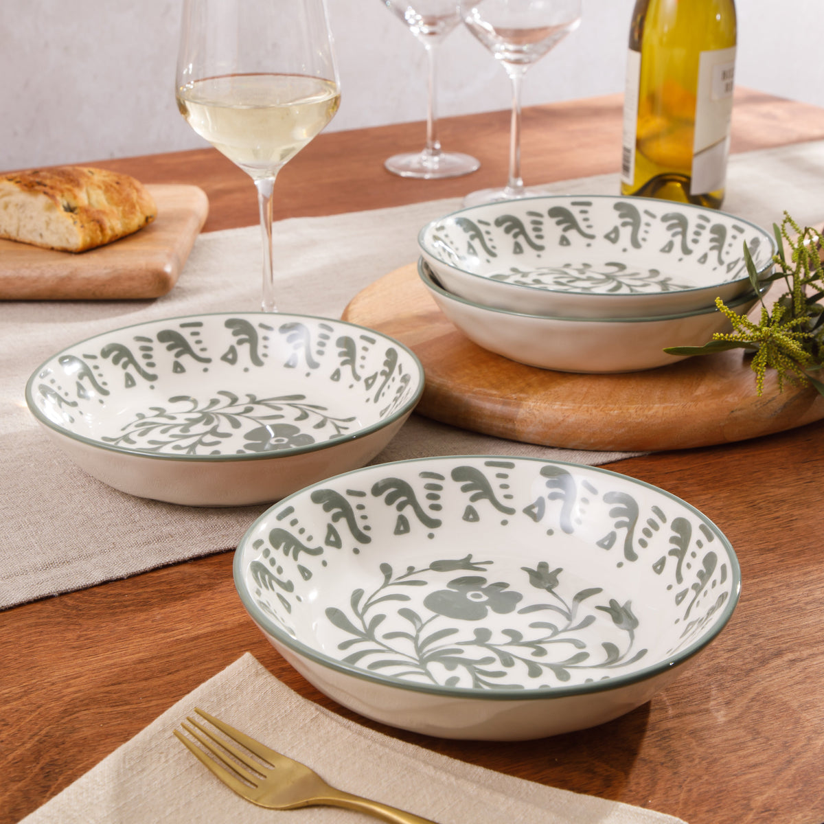 Valencia Flor - 4-Piece 8 Inch Pasta Bowl Set, Fern Green