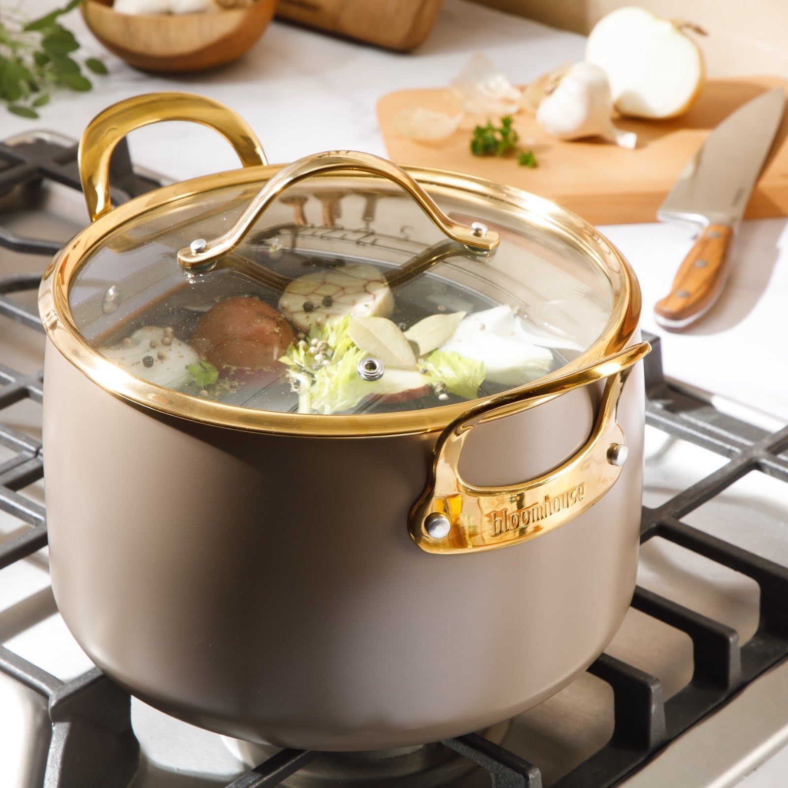 Bloomhouse 8 Quart Stock Pot with Lid – PFAS-Free Ceramic Nonstick Dutch Oven, Heavy Duty Aluminum, Oven Safe, Dishwasher Safe, Cappuccino Cream with Gold Handles