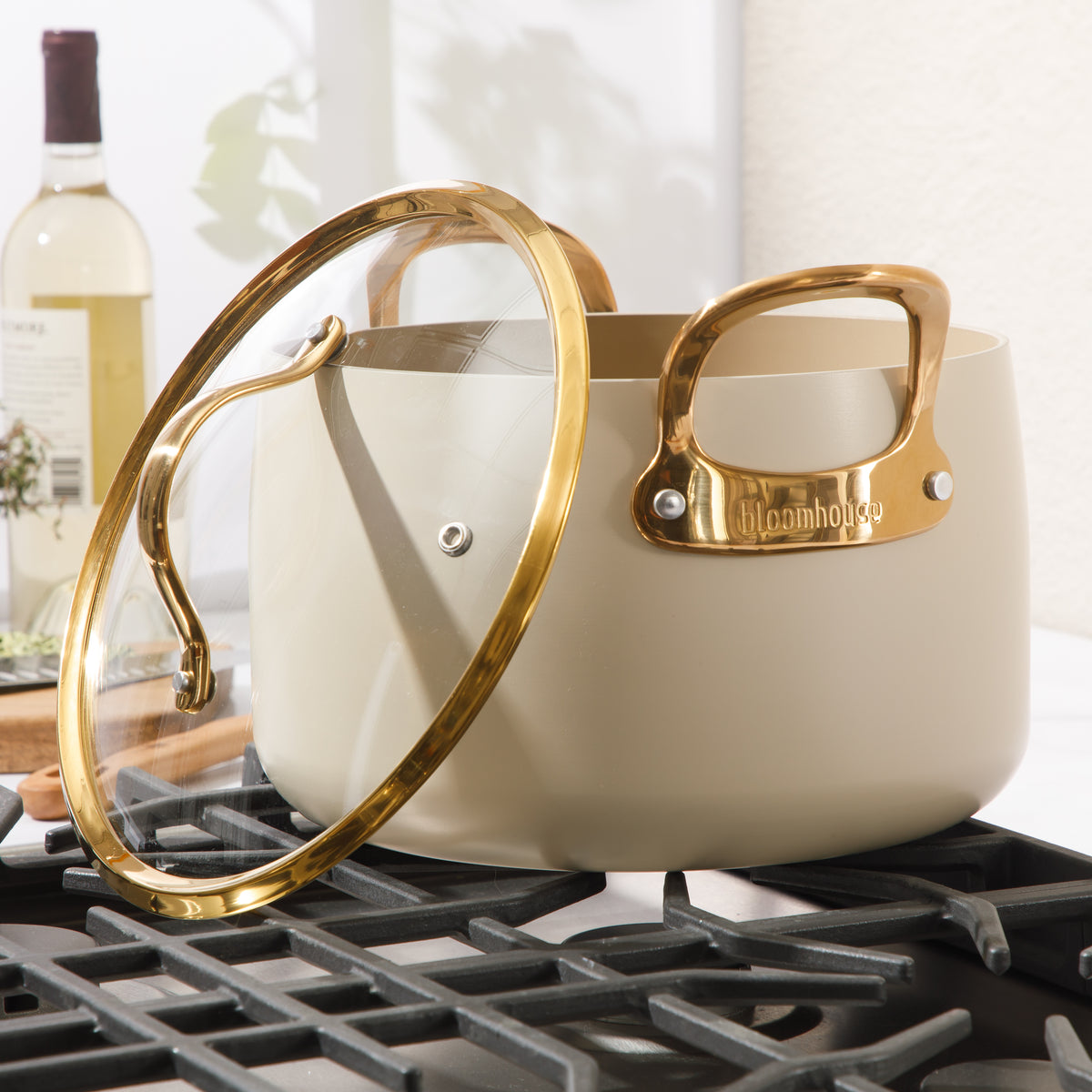 Bloomhouse 8 Quart Stock Pot with Lid – PFAS-Free Ceramic Nonstick Dutch Oven, Heavy Duty Aluminum, Oven Safe, Dishwasher Safe, Linen White with Gold Handles