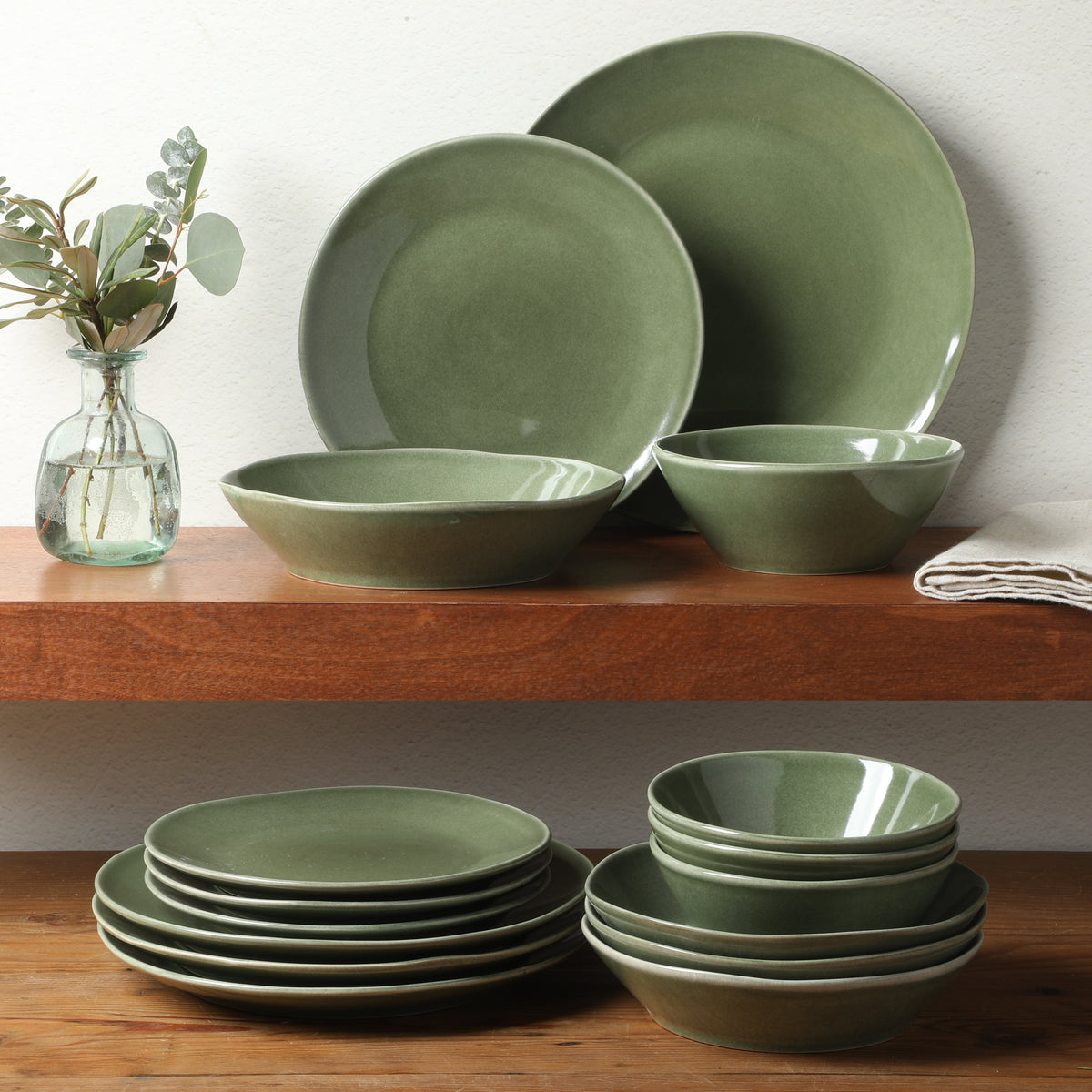 Montecito Breeze - 16-Piece Dinnerware Set for 4 - Reactive Glaze Stoneware - Cyprus Sage Green