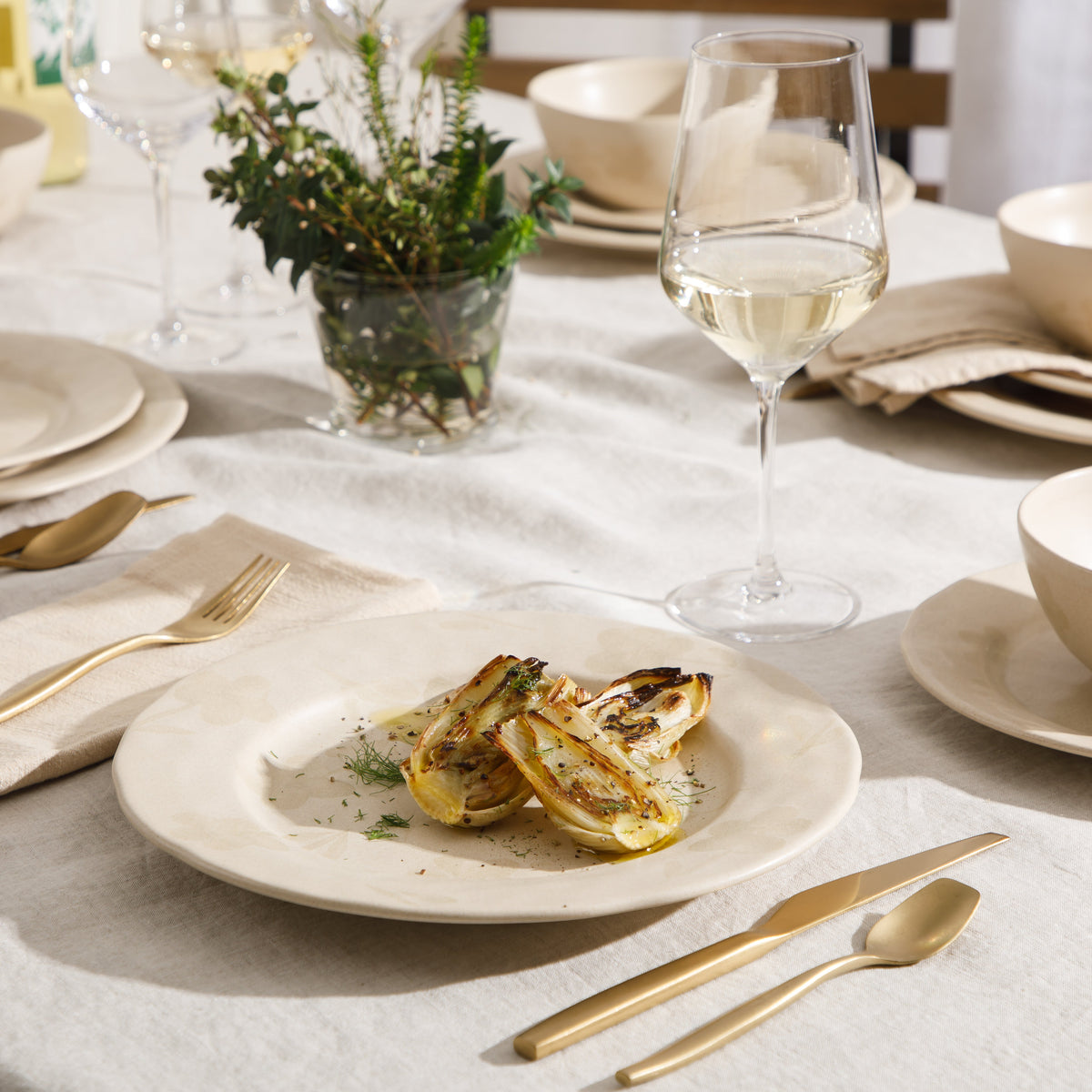 Porto Petals - 12-Piece Dinnerware Set for 4 - Hand-Painted Portuguese Stoneware, Lily Cream