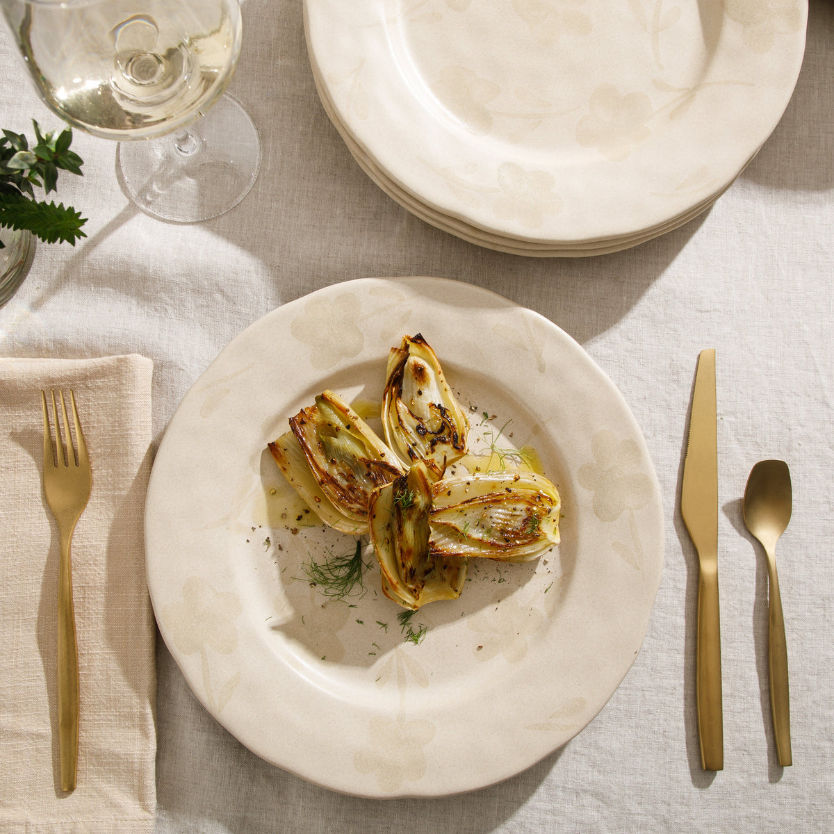 Porto Petals - 4-Piece 10.8 Inch Dinner Plate Set - Hand-Painted Portuguese Stoneware, Lily Cream
