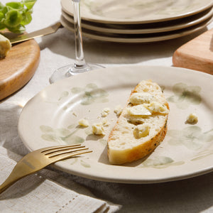 Porto Petals - 4-Piece 8.6 Inch Salad Plate Set - Hand-Painted Portuguese Stoneware, Green Orchid