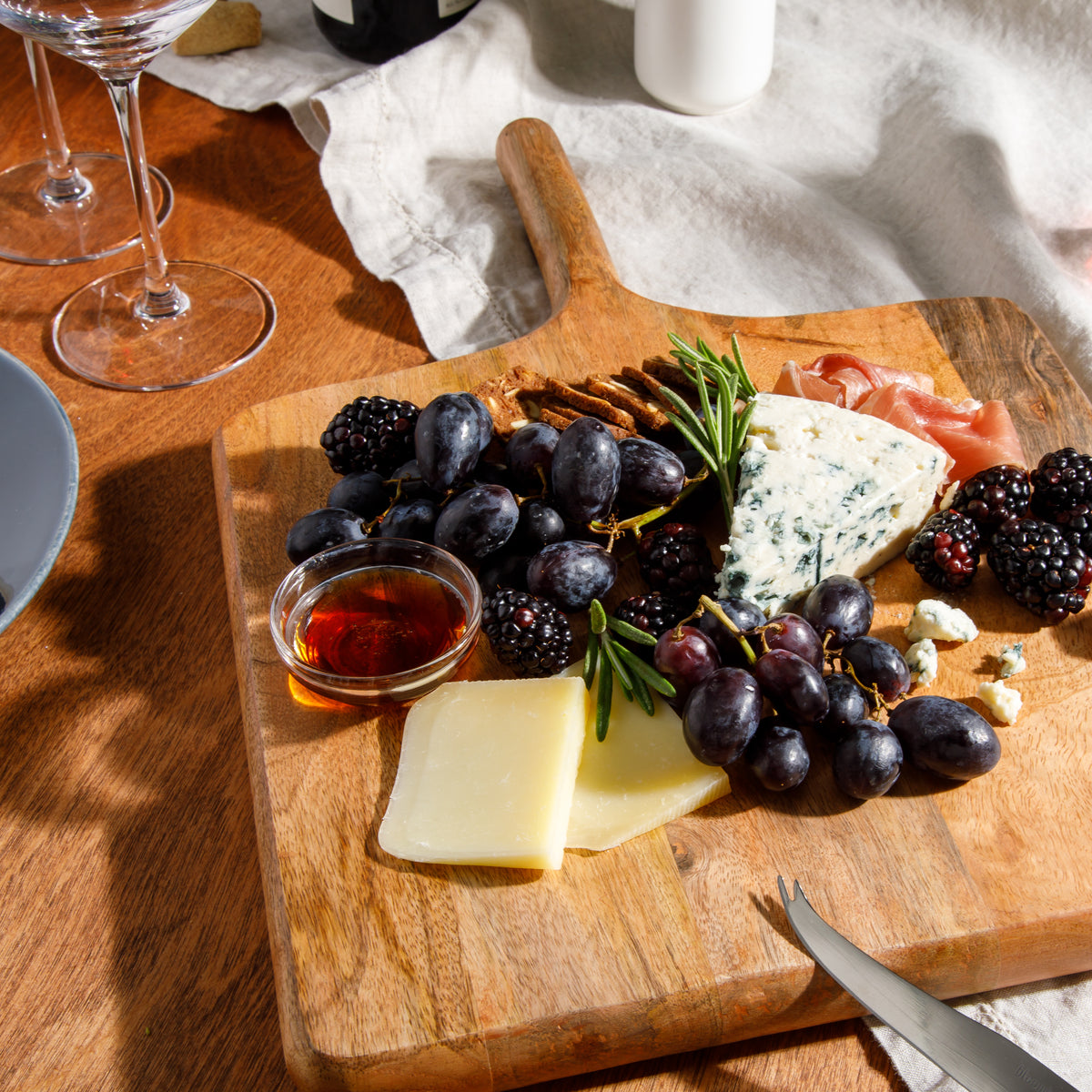 Square Charcuterie Board with Handle - Mango Wood